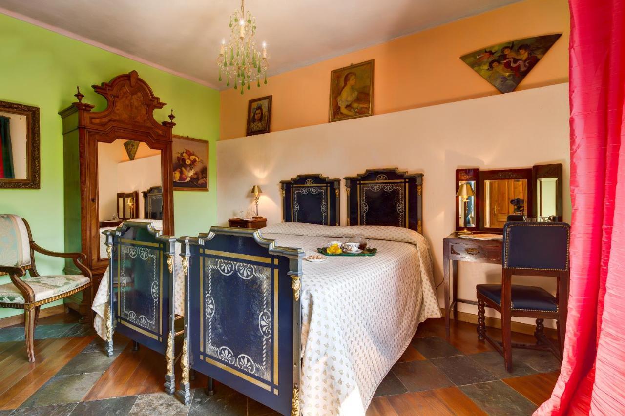 Villa La Favorita อัลบา ห้อง รูปภาพ